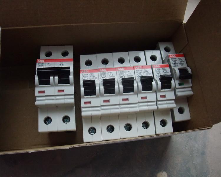 2011.jpg 2011.jpg